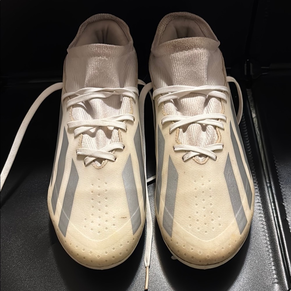 Adidas Cream and Gray Athletic Shoes for Performance